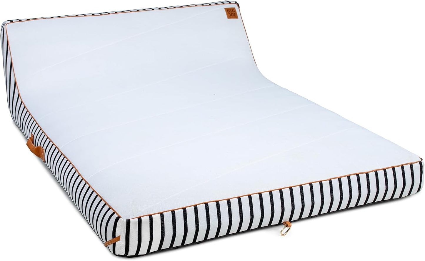 Luxurious Pool Lounger